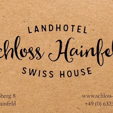 Schloss Hainfeld Swiss House Otel
