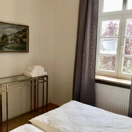 Otel Schloss Hainfeld Swiss House
